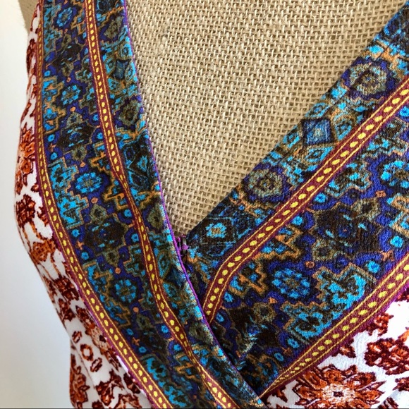 Surplice Boho Floral Criss Cross Back Romper - Picture 12 of 16